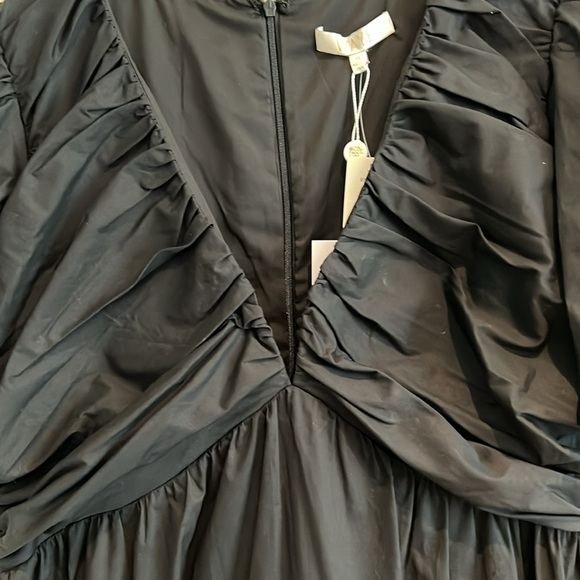 Wayf Maxi Dress - Picture 4 of 10